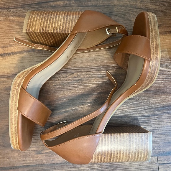 Madden Girl Women's Dawny Heeled Sandal - Picture 4 of 9